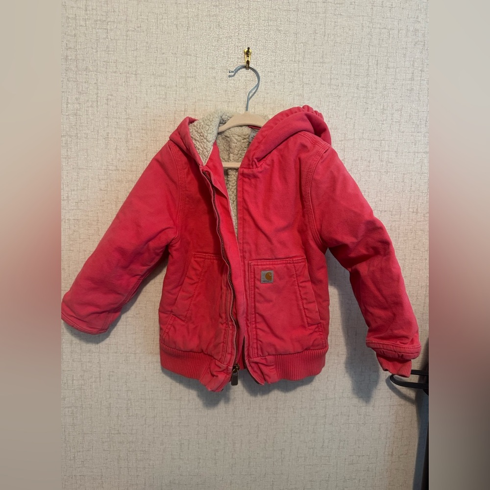 Girls Carhartt pink 4t jacket. Used condition. Has a few stains.